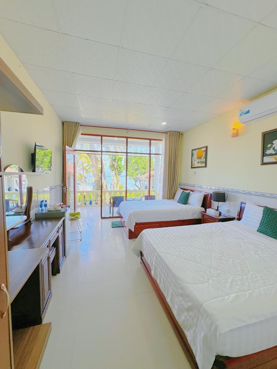 Nhat Lan Resort Дуонг-Донг Экстерьер фото