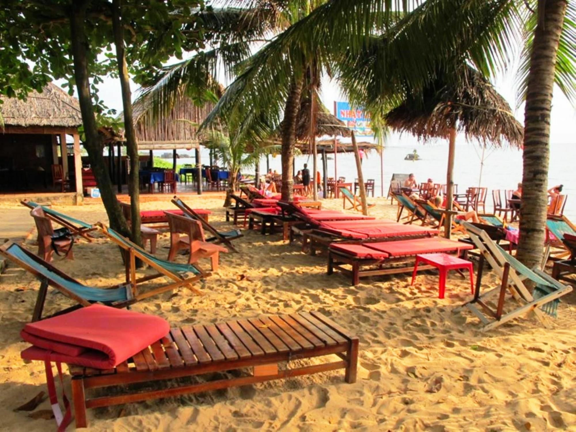 Nhat Lan Resort Дуонг-Донг Экстерьер фото